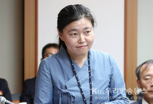 ▲ 참고인 신분으로 출석하는 임은정 부장검사.