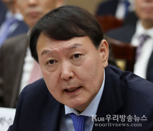 ▲ 답변하는 윤석열 총장
