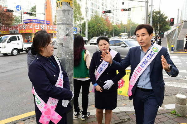 ▲ 교통안전캠페인 현장