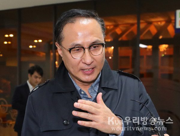 ▲ 법원 나서는 이명박 전 대통령의 조카 이동형 다스 부사장.