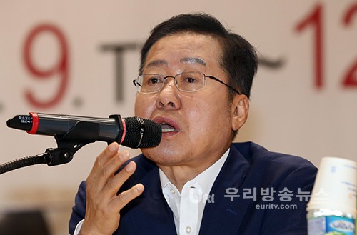 발언하는 홍준표 전 대표.