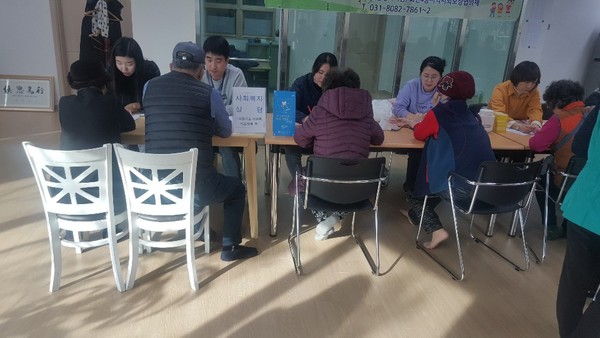 ▲ 찾아가는 무한돌봄센터.