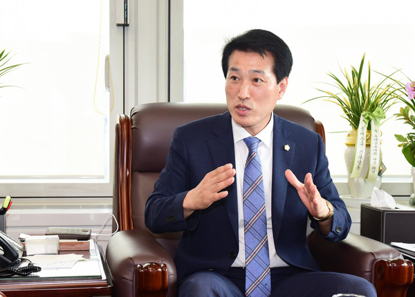 ▲ 동대문구의회 김창규 의장