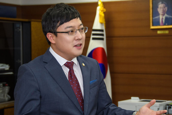 ▲ 강남구의회 이관수 의장