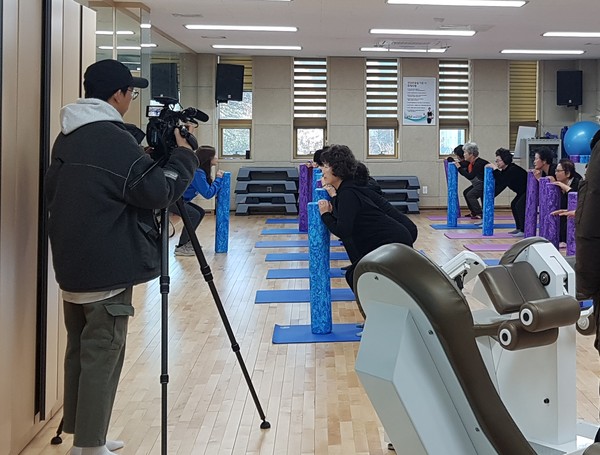 ▲ 와부조안건강생활지원센터 운동프로그램.
