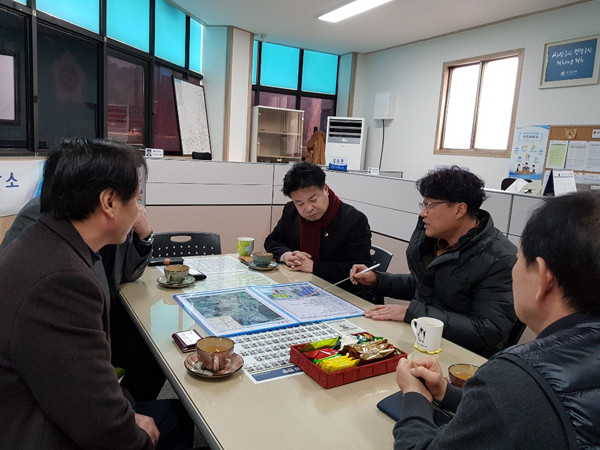 ▲ 연천 은통산업단지 기업 유치 간담회를 열은 유상호 의원.