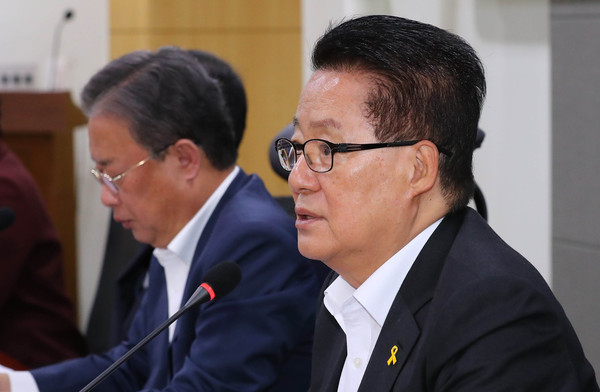▲ 모두발언하는 박지원 대안신당 의원.