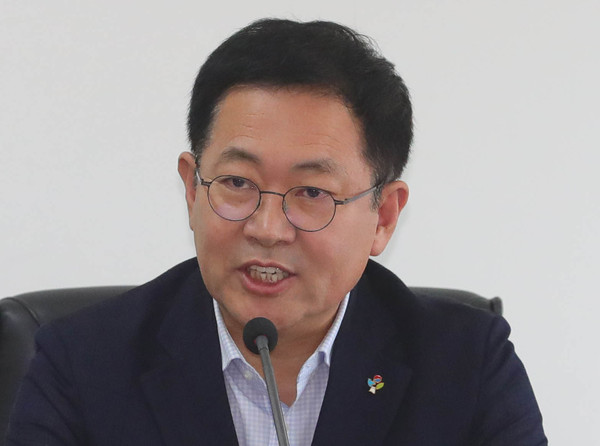 ▲ 우한 폐렴 확산방지 총력 대응 촉구하는 박남춘 인천시장.