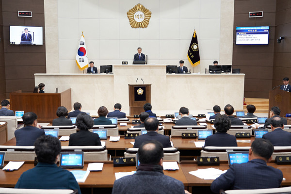 ▲ 용인시의회, 제240회 임시회 개회.