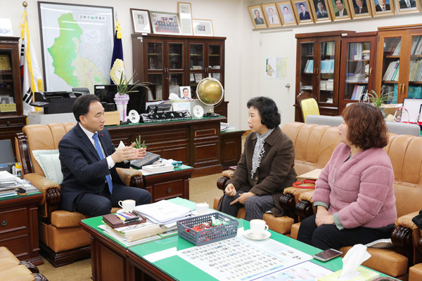 ▲ 강북구의회, 이백균 의장 강북구 자연보호협의회 간담회 개최.
