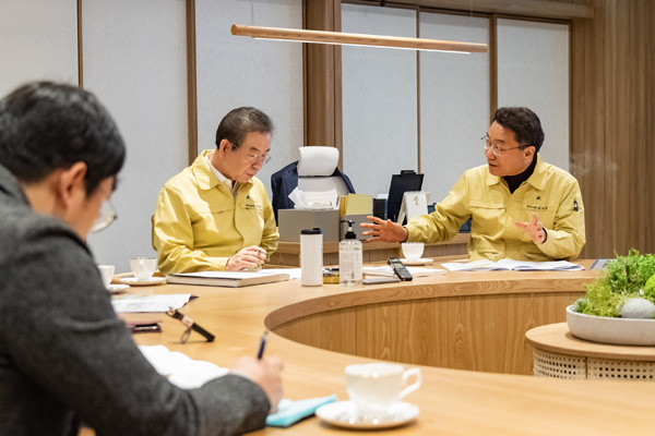 ▲ ‘광진구 도시관리계획 조정’에 대한 내용을 전달하고 있는 김선갑 광진구청장.