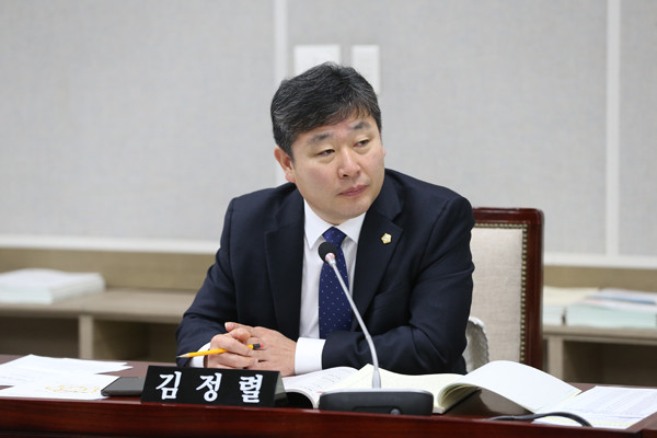 ▲ 김정렬 의원.