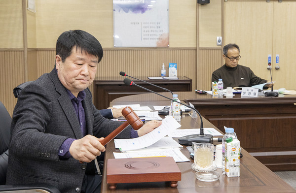 ▲ 교육혁신지구 운영협의회 주재하는 박형우 계양구청장.