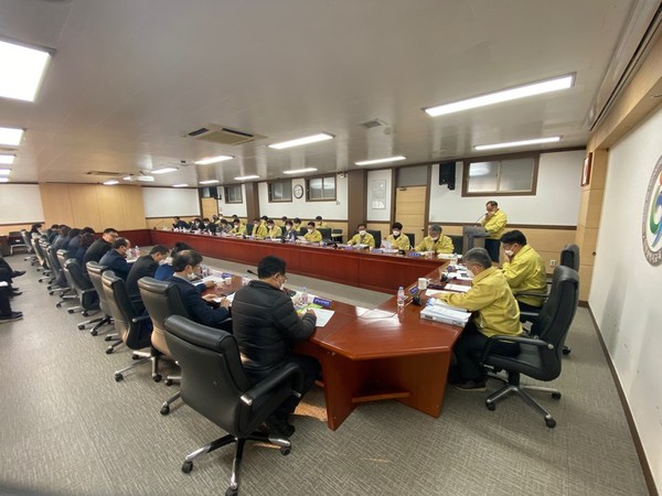 ▲ 도성훈 인천시교육감 주재 코로나19 관련 긴급 비상대책회의.
