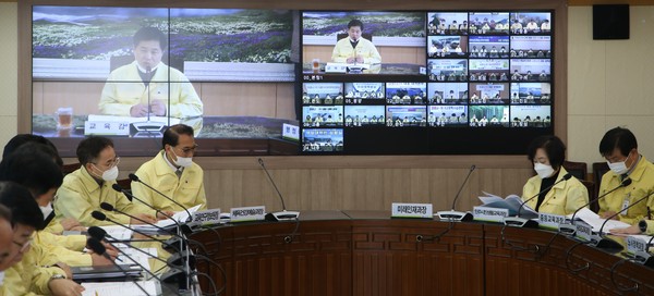 ▲ 전남교육청과 시·군교육지원청 코로나19 대응 2차 영상회의.