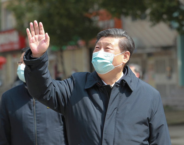 ▲ 자가 격리 주민들 격려하는 시진핑 국가주석. /뉴시스