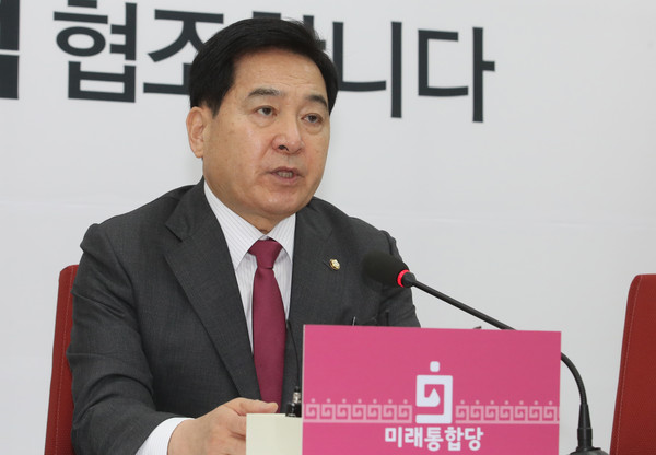 ▲ 발언하는 심재철 원내대표.