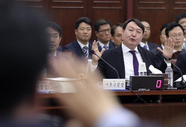 ▲ 장모 관련 질의에 답하는 윤석열 서울중앙지검장.