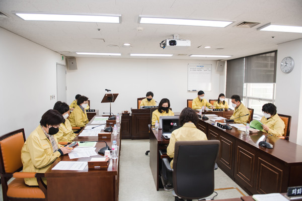 ▲ 긴급추경 심의 위한 운영위원회.