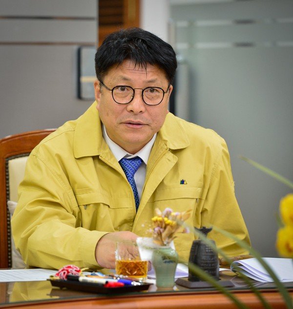 ▲ 도성훈 인천광역시교육감은 ‘강력한 사회적 거리두기’에 나선다.