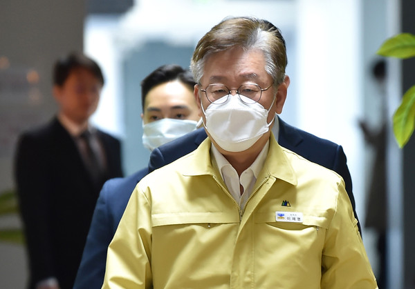 ▲ 생각에 잠긴 이재명 경기도지사.
