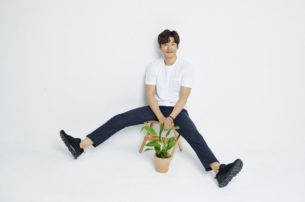 ▲ 마운티아 ‘베르나티셔츠’ 화보컷.