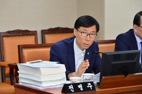 ▲ 교육위원회 전병주 위원.