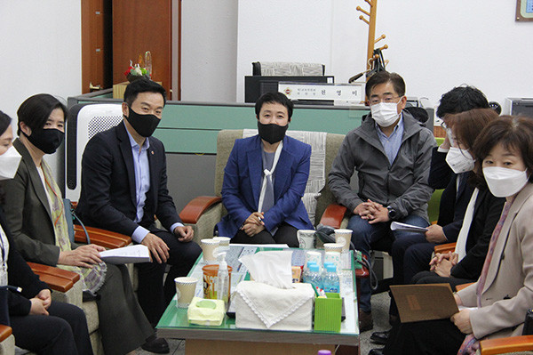 ▲ 유치원 단체와 휴업 장기화 경영난 관련 운영방안 논의.