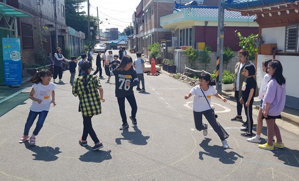 ▲ 어린이 골목놀이 프로젝트.