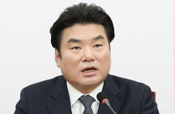 ▲ 발언하는 원유철 대표.