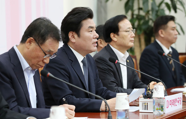 ▲ 발언하는 원유철 대표.