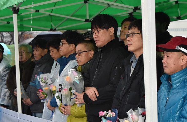 ▲ 쌍용자동차의 기업회생절차 과정에서 해고된 노동자들.