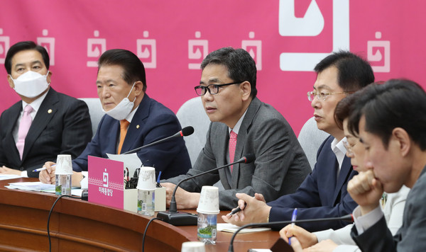 ▲ 발언하는 곽상도 의원.