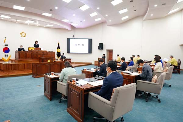 ▲ 하남시의회, 제293회 임시회 원포인트 개회.