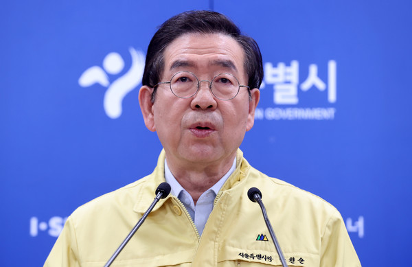 ▲ 이태원 코로나19 확진자 발생 조치사항 관련 긴급 브리핑하는 박원순 서울시장.