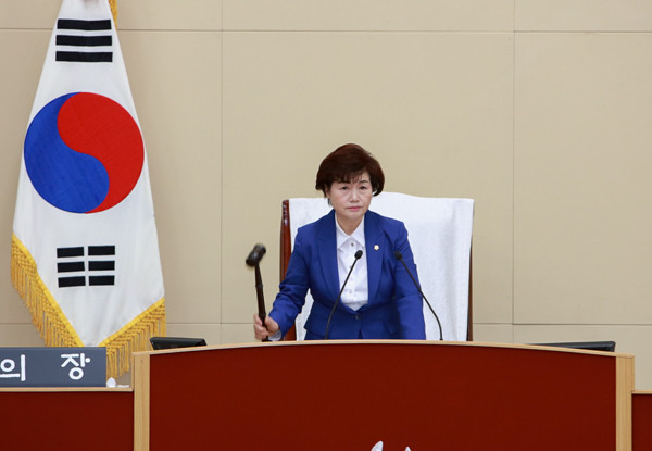 ▲ 김동희 의장.