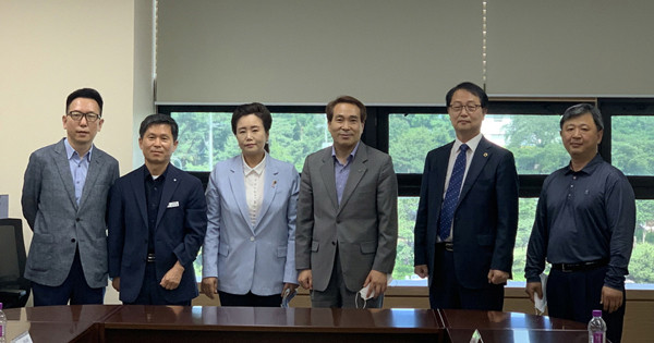 ▲ 문화체육관광위 경기도노인복지관협회와 정담회.