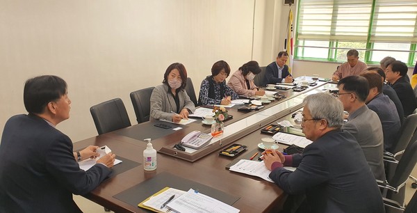 ▲ 초등학교 자율장학협의회 방문 모습.