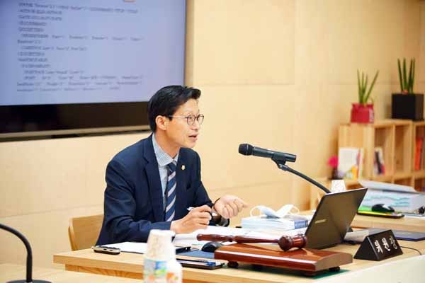 ▲ 하남시의회 행감특위 이영준 위원장.