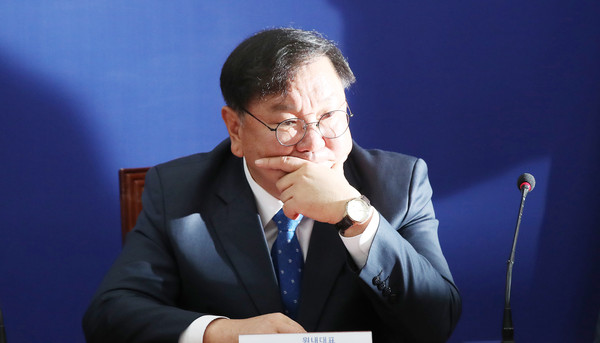▲ 생각에 잠긴 김태년 더불어민주당 원내대표.
