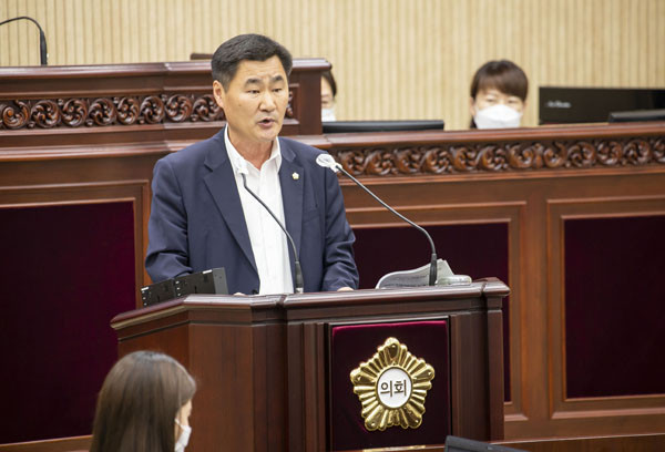 ▲안산시 조정대상지역 및 투기과열지구 지정 해제 촉구 결의안 채택.