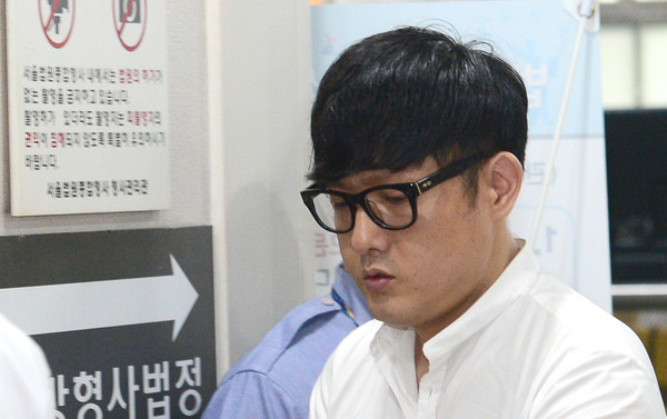 ▲생각에 잠긴 박헌영 전 과장.