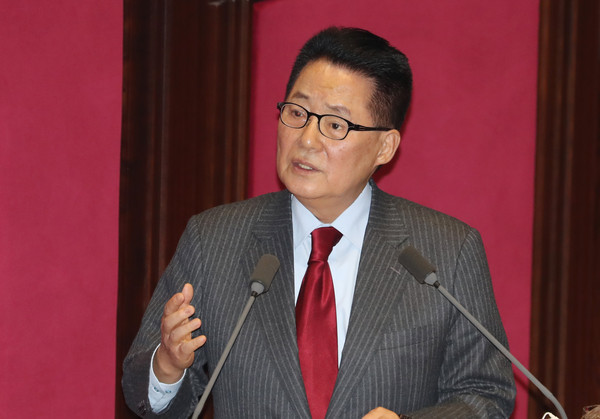 ▲ 발언하는 박지원 국가정보원장 내정자.