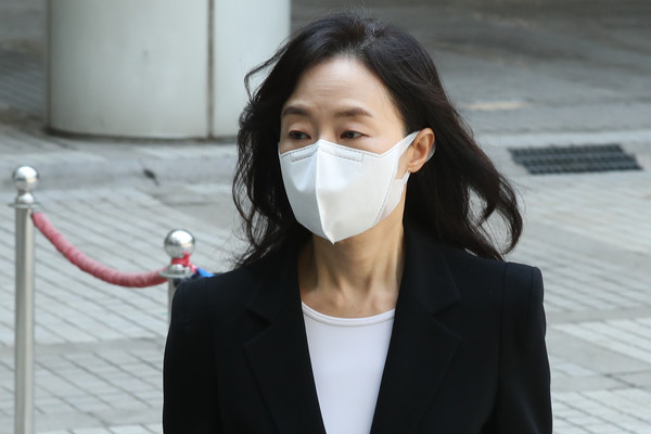▲ 파기환송심 출석하는 조윤선 전 청와대 정무수석.