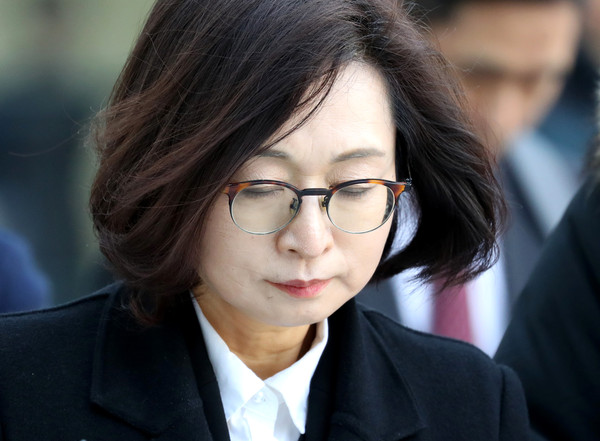 ▲ 고개 숙인 은수미 성남시장.