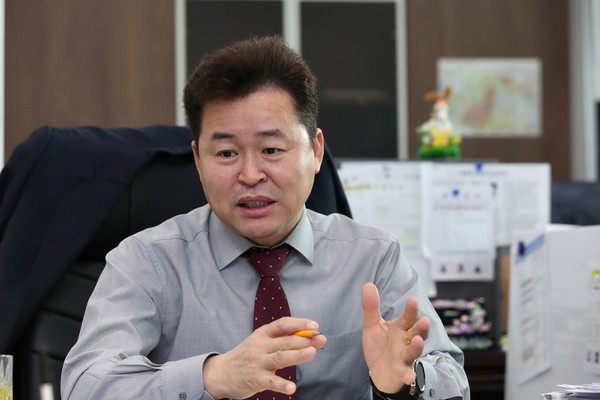 ▲ 추가분담금 부과 철회 요구하는 허인환 동구청장.