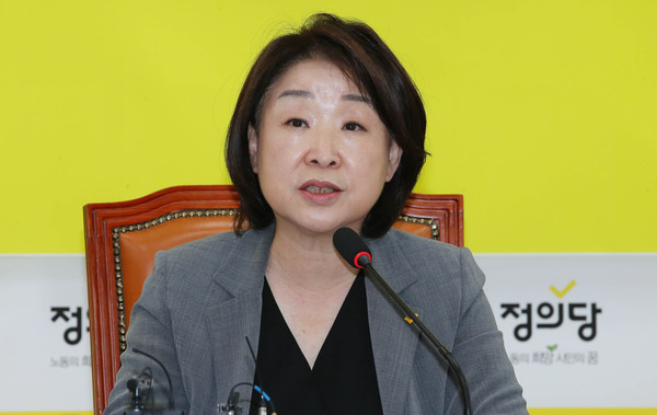 ▲ 현안관련 발언하는 심상정 대표.