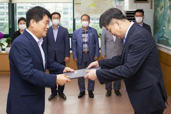 ▲ 부구청장으로 취임한 이승학 부구청장.