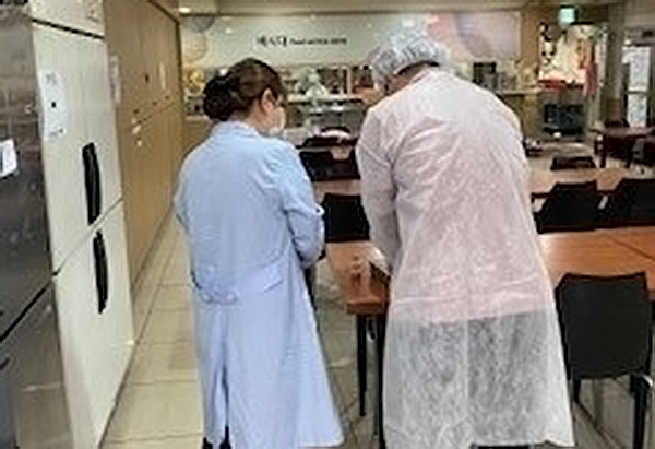 ▲ 집단급식소 점검현장.