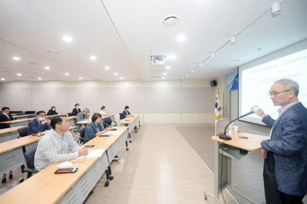 ▲ 파주시의회, 시 남북교류협력사업 활성화 방안 연구용역 최종보고회.